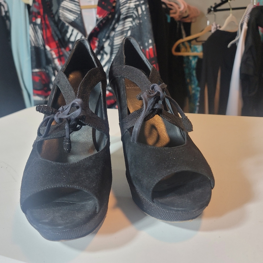 Stuart Weitzan Open Toe With Front Tie Pump - image 2
